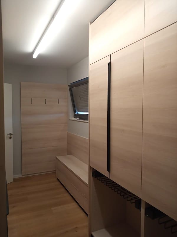 Begehbarer Kleiderschrank
